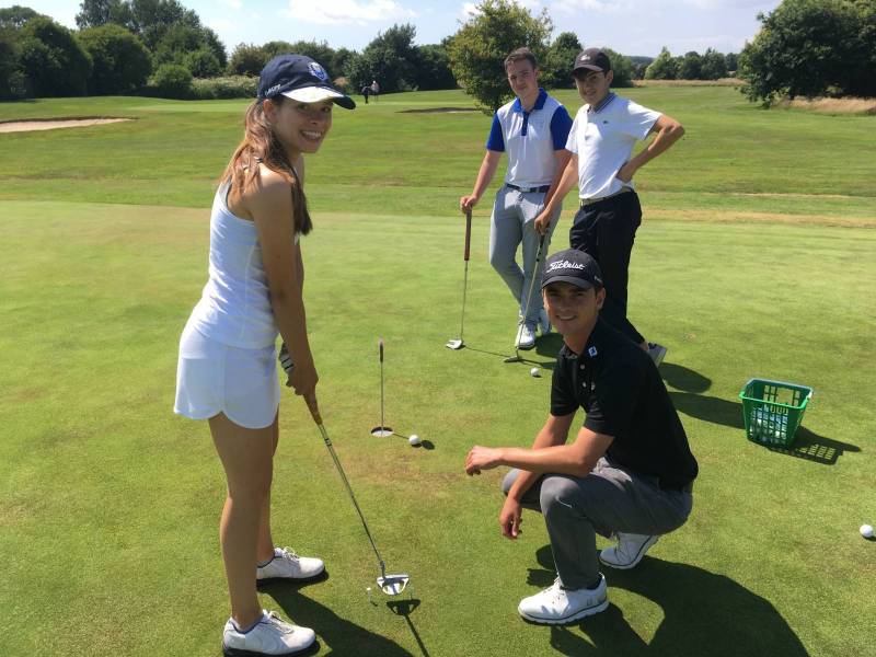 Séjours linguistiques et sportifs en famille d'accueil option golf en Angleterre