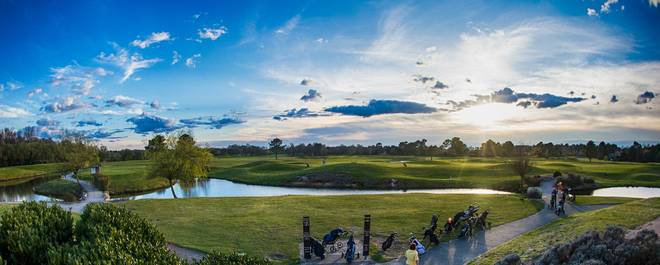 Séjours Ose spécialiste du séjour linguistique avec stage sportif en Angleterre vous recommande le Golf International de Pessac